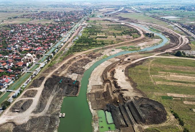 PT Brantas Abipraya (Persero) terus memperkuat komitmennya dalam mendukung percepatan pembangunan infrastruktur melalui proyek  CWP – 3DJK Wulan River Improvement Works Package III.
