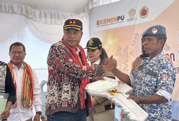 Serah Terima Perumahan Khusus (Rusus) untuk Eks Pejuang Timor-Timur di Kabupaten Kupang